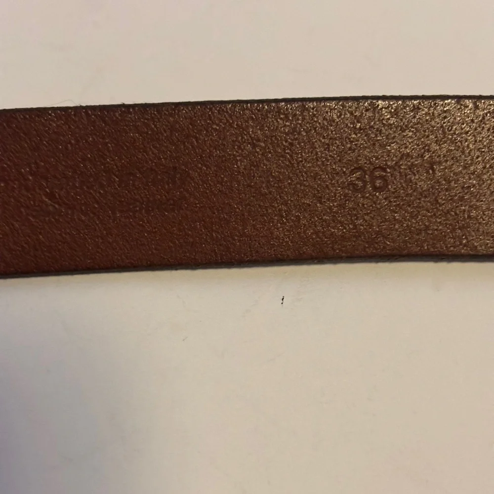 Kenneth Cole Dark Brown Leather Belt